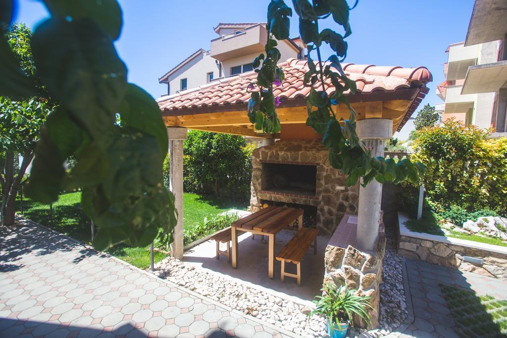 Apartments Mec & Tik Split Luaran gambar