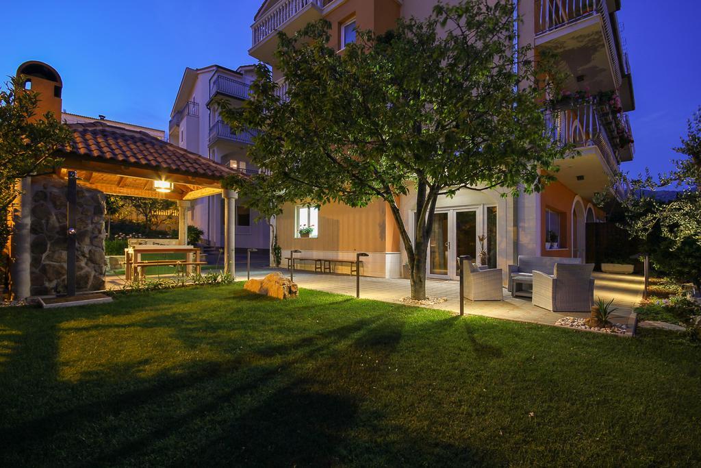 Apartments Mec & Tik Split Luaran gambar